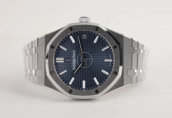 Audemars Piguet Royal Oak Selfwinding Watch - 41mm - Stainless Steel - Blue Dial - Calibre 4302-Blue Dial 41mm-15500ST.OO.1220ST.01 - Image 6