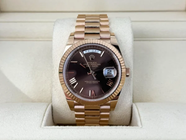 Rolex Day-Date 40 Rose Gold Chocolate Roman Dial & Fluted Bezel President Bracelet 228235 - - Image 2