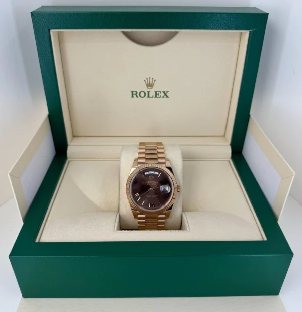 Rolex Day-Date 40 Rose Gold Chocolate Roman Dial & Fluted Bezel President Bracelet 228235 - - Image 3