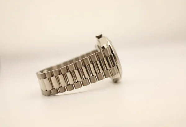 Rolex Day-Date 40 White Gold Blue Roman Dial & Fluted Bezel President Bracelet 228239 - - Image 8