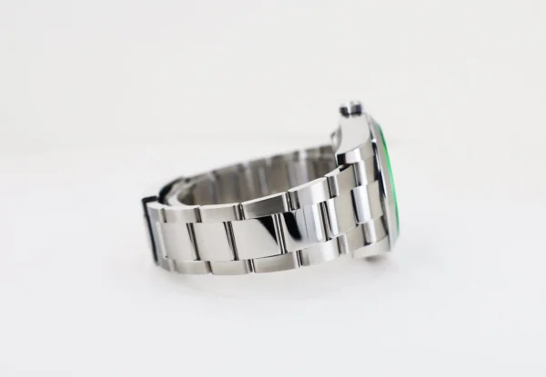 Rolex Milgauss Green Crystal Stainless Steel Black Dial Smooth Bezel Oyster Bracelet 116400GV - Image 5